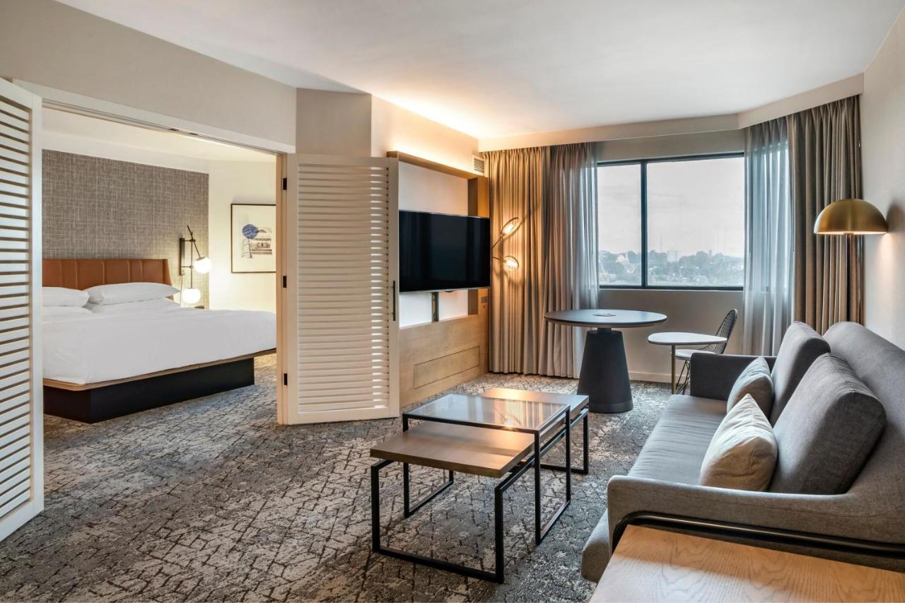Sheraton Suites Wilmington Downtown Eksteriør billede